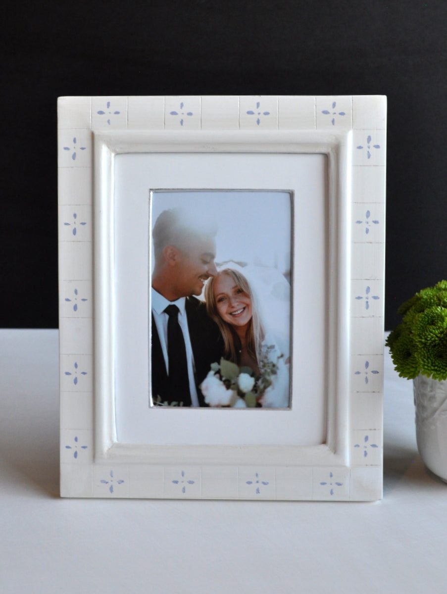 "Blanc & Bluette" Photo Frame #2
